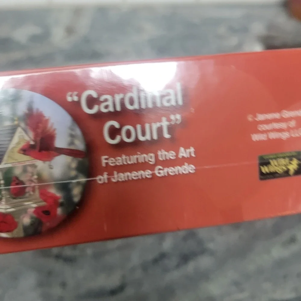 NEW Masterpieces Janene‎ Grende Cardinal Court 500 Piece Round Jigsaw Puzzle